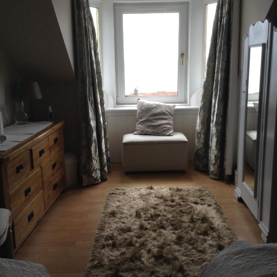 أنستراذار B&B At 37 الغرفة الصورة